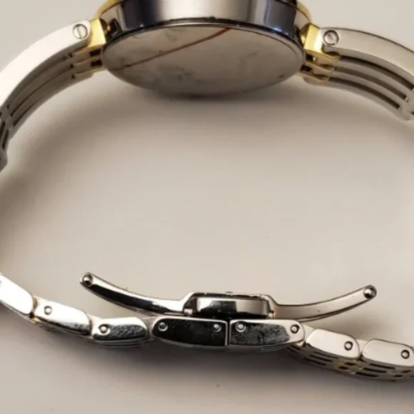 Movado Esperanza, 28 mm stainless steel and yellow gold PVD - Picture 2 of 5